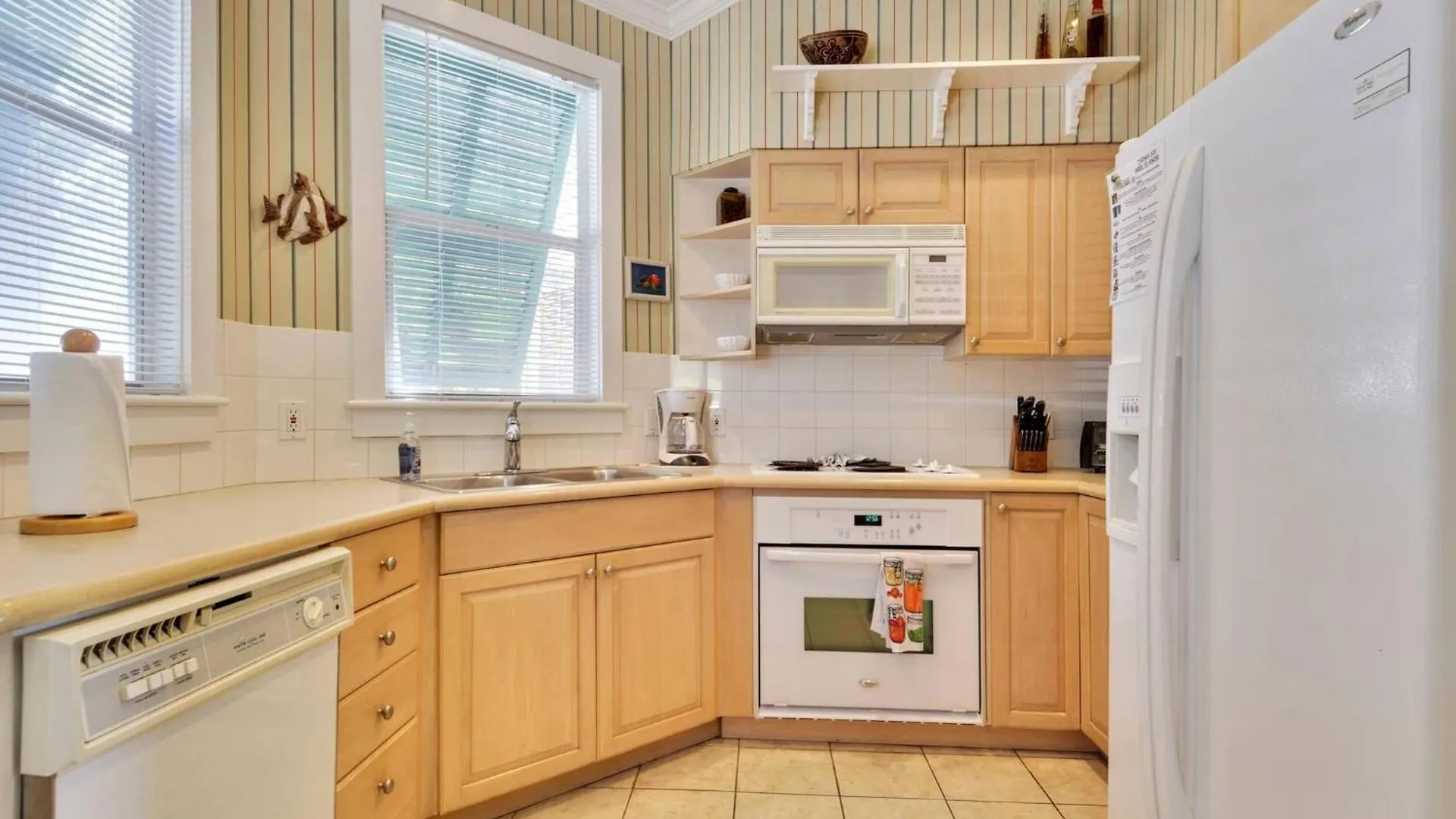 Tropical Dreaming By Avantstay 4 Blks To Beach Private Pool Key West Holiday home